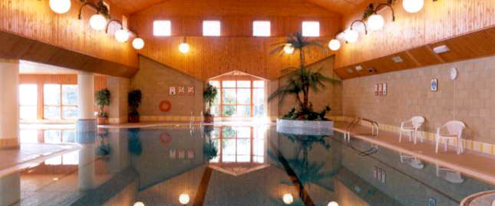 Crowhurst Park Swimming Pool, Battle